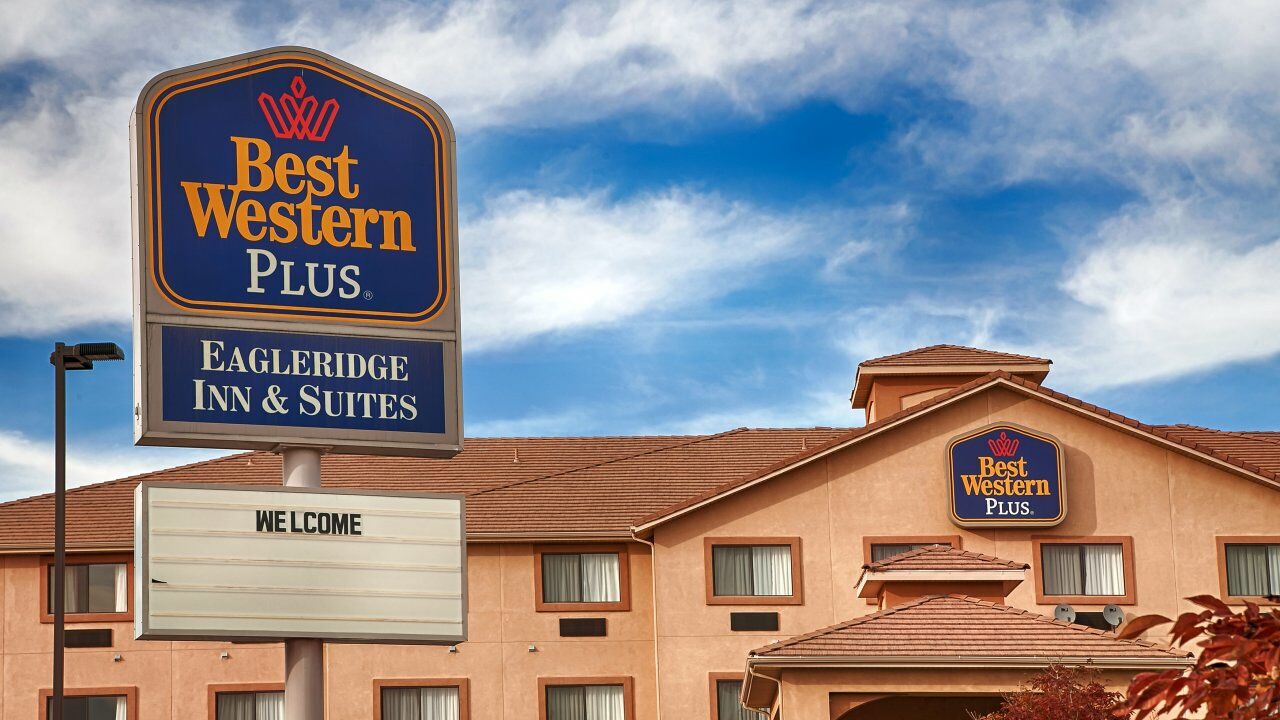 Hotel Western Conference Center 3*